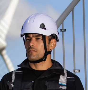 Munkaruházati és egyéni védőfelszerelés egy helyről Munkaruházat egy helyről!